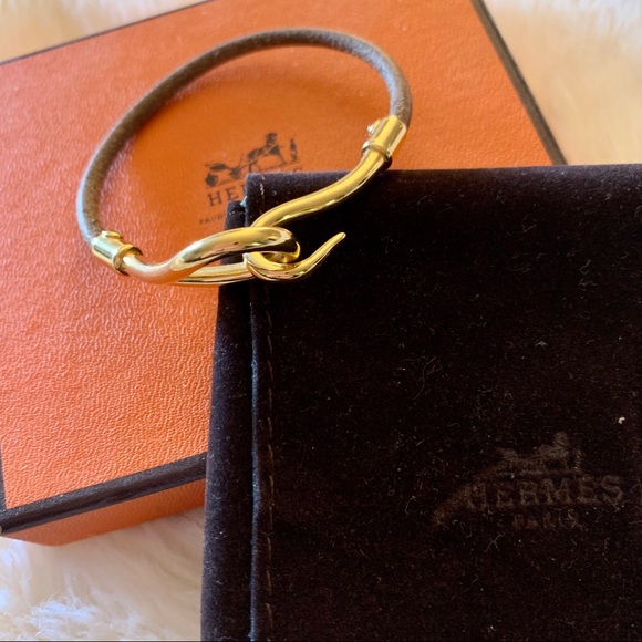 Hermes Jewelry - Hermès Gold Hook Bracelet